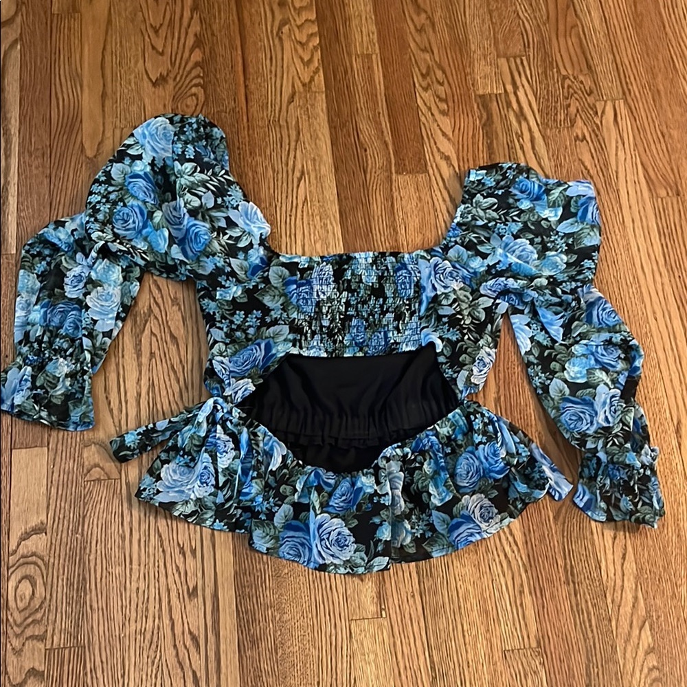 WAYF Floral Blue Women's Top - Picture 6 of 6